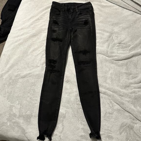 American Eagle distressed jeggings - Picture 1 of 4